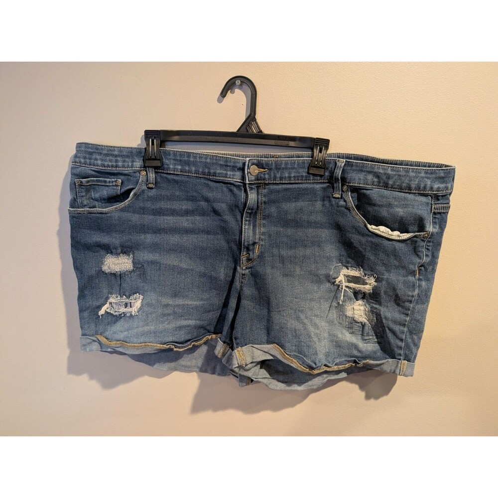 Ava & Viv 24W Women's Shorts Plus Blue Denim Distressed Raw Summer Vacation